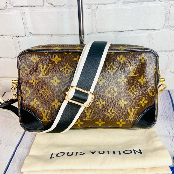 Louis Vuitton Marley crossbody bag custom painted world tour logo - Picture 3 of 15
